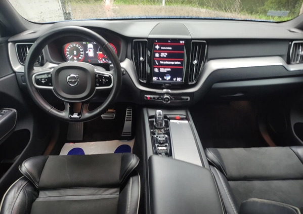 Volvo XC 60 cena 164000 przebieg: 60907, rok produkcji 2018 z Kowal małe 326